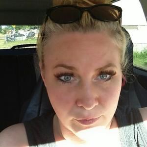 Meet your Posher, Keri-anne